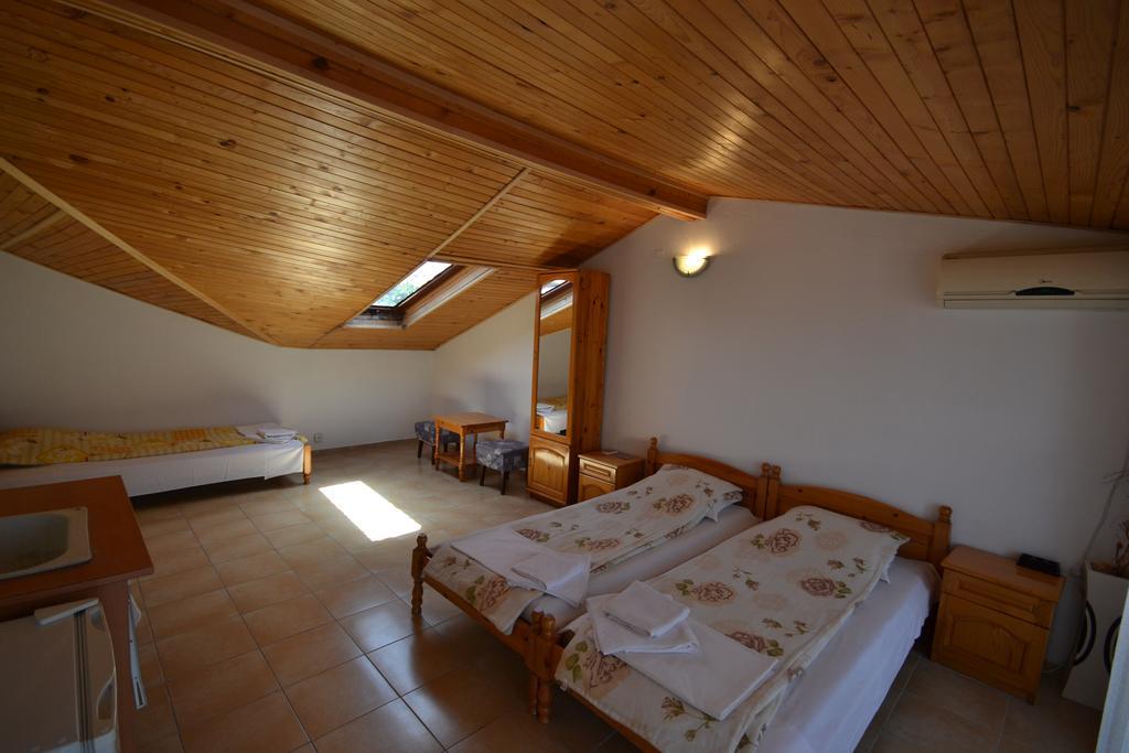 Guest House Olimpia Sozopol Exterior photo